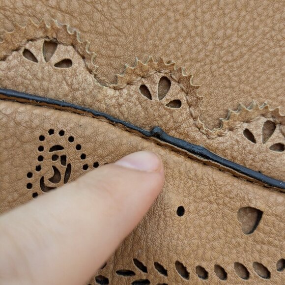 Vintage Laser Cut Leather crossbody bag - Picture 3 of 8